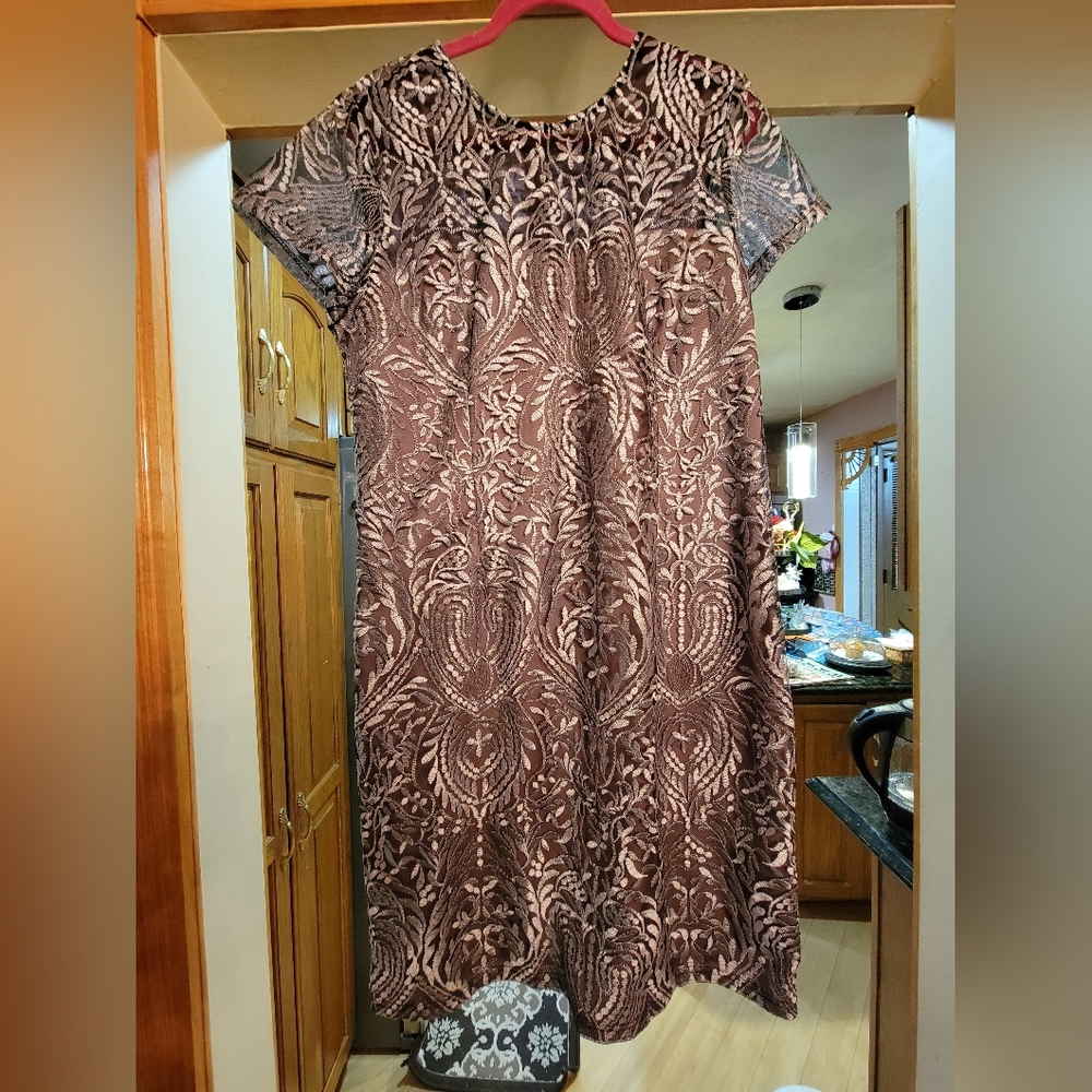 Js collection embroidered boat necklace dress